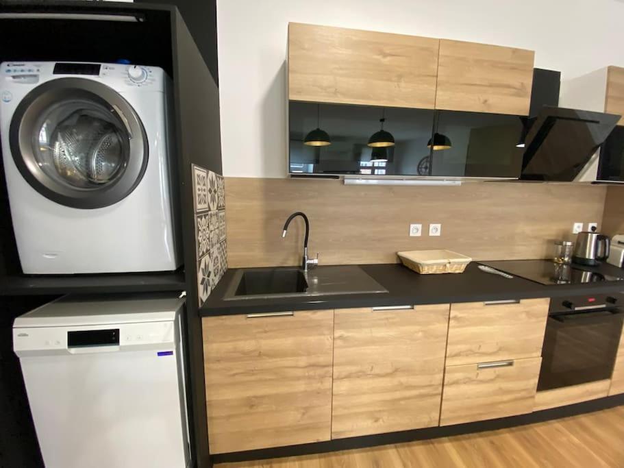 Appartement Paul Riquet Avec Place De Parking Béziers Kültér fotó